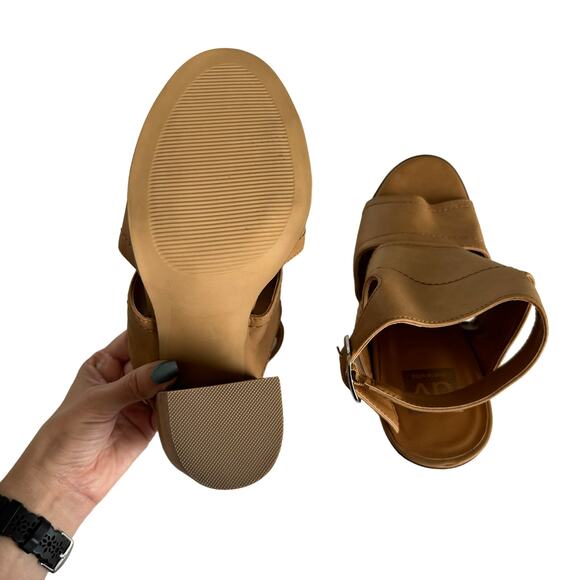 Dolce Vita Brista Brown Faux Leather Stacked Heel
Ankle Strap Sandals Size 9 - Picture 5 of 7